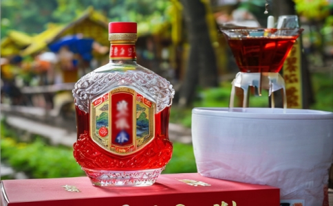 重慶進口酒水批發中心-葡萄酒和紅酒有什么區別嗎